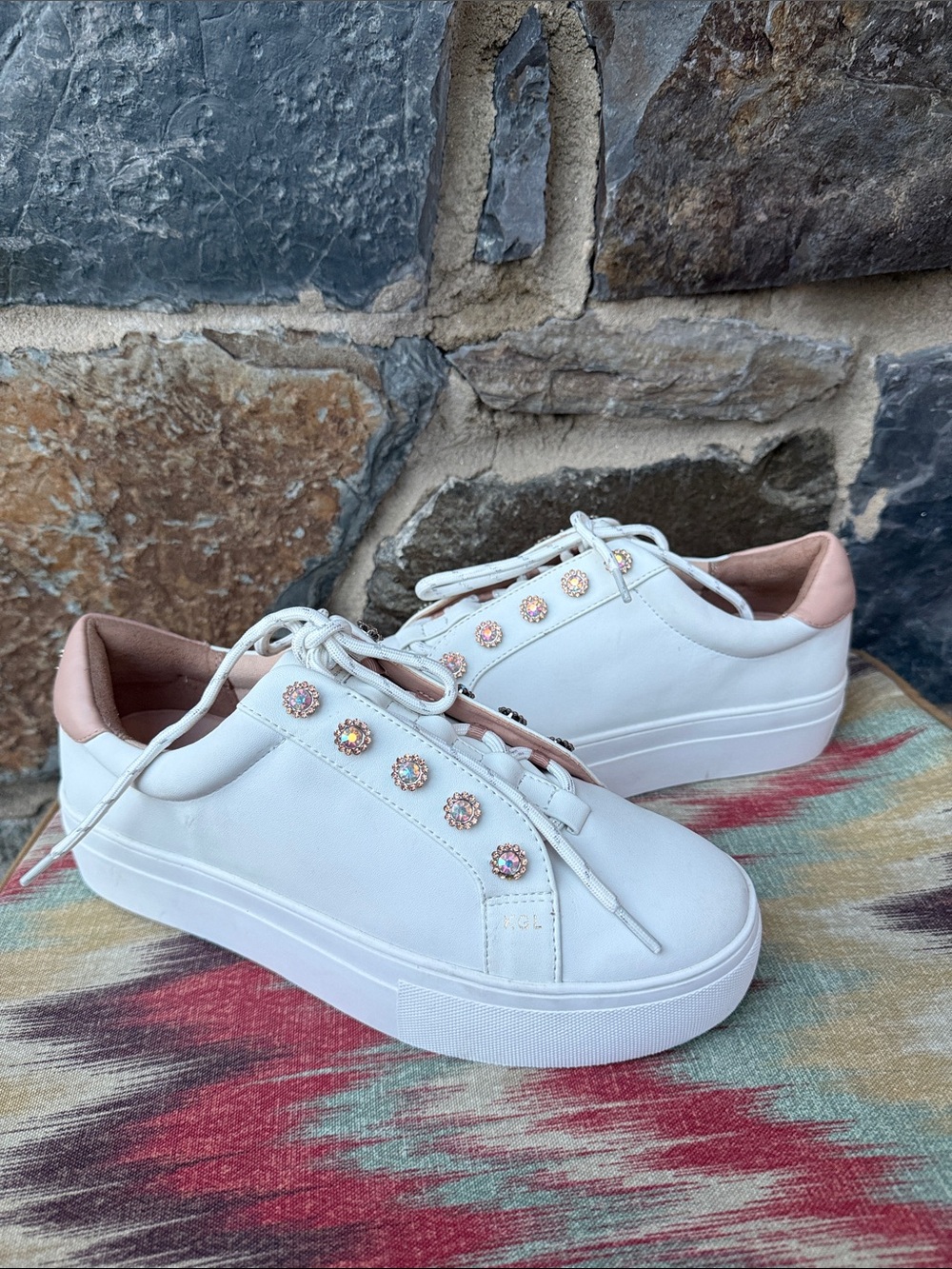 Kurt Geiger London Designer white rhinestone Leather sneakers Women size 38.5